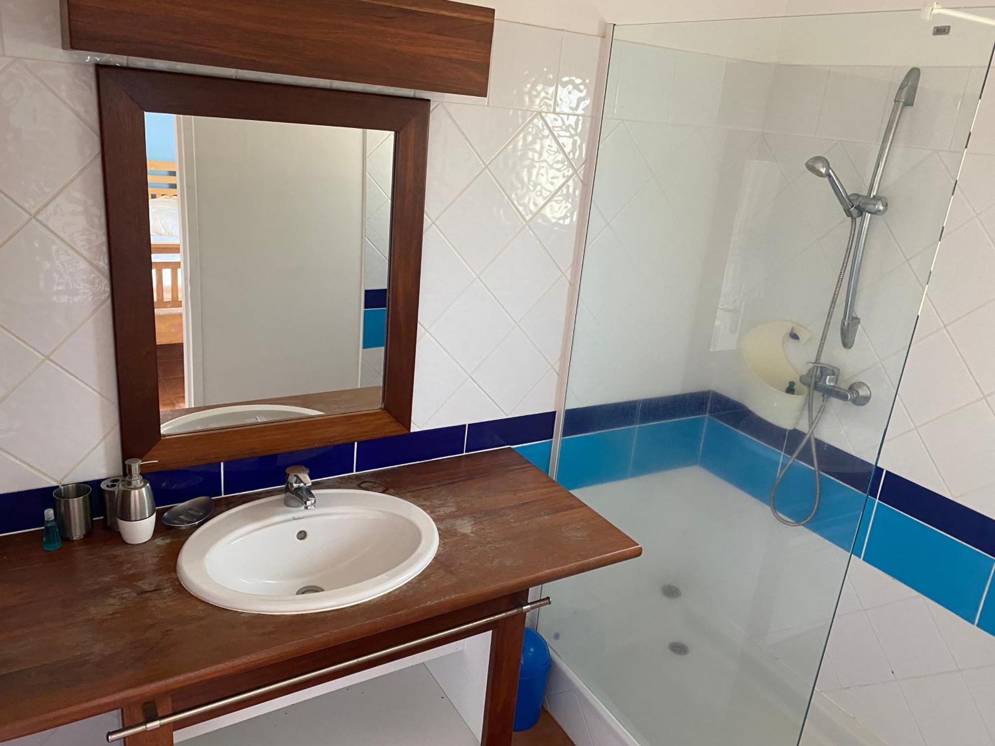Marisol Les Pieds Dans L Eau Appartement Le Gosier  Buitenkant foto